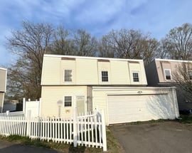 6 Stirling Court