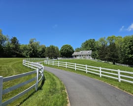 819 Main Street North