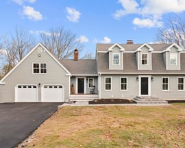 4 Roaring Brook Lane