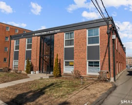 385 Main Street