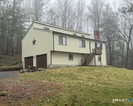 17 Robin Drive