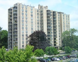 1 Strawberry Hill Court #8J