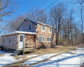 351 Main Street South
