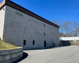23 Commerce Road