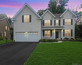 35 South Crossing Way
