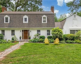 10 Lyndale Park
