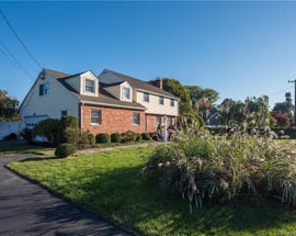 5 Iroquois Drive