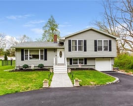 2107 Hartford Turnpike