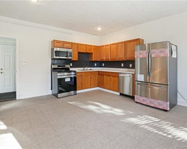 3142 Fairfield Avenue #6