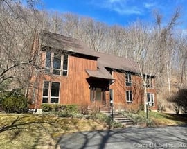 517 Litchfield Road