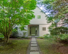 322 Arcadia Dr
