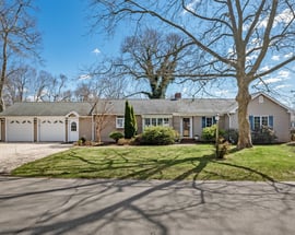 6 Fenwood Parkway