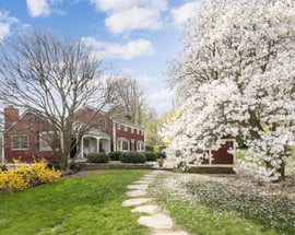 2 Cottage Road