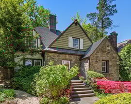 18 Bailey Place