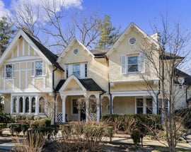 81 Tanglewylde Avenue