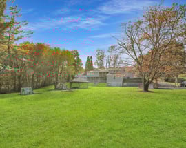 15 Barnum Road