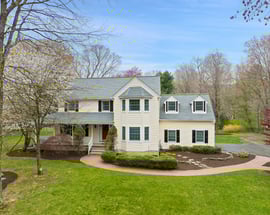 3 Vivian Place