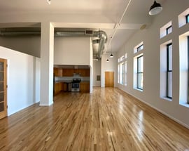 12 N Broadway #2B