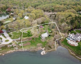 21 Tokeneke Trail