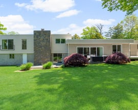 727 Cove Road