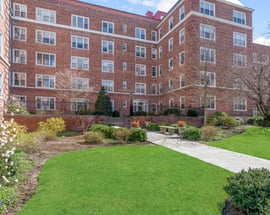 8 Midland Gardens #1J