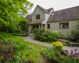 82 North Egremont Rd
