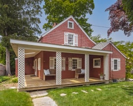 18 Oaklawn Avenue