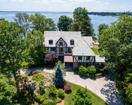 6 Shore Road