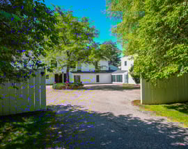 23 Prospect Hill Rd