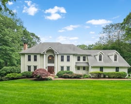 1658 Ponus Ridge