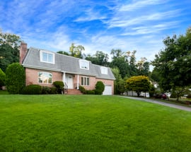 14 Coachlamp Lane
