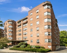 235 Garth Road #A3B
