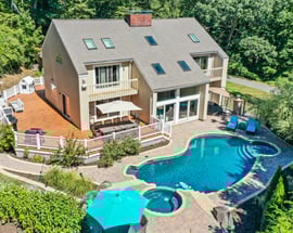 9 Beaver Bog Road