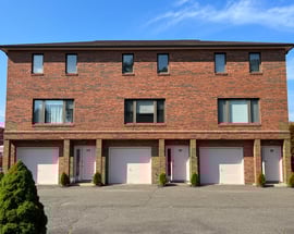 28 Pleszko Place