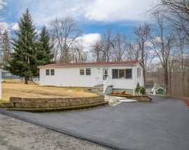7 Calverton Drive