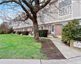 25 Cottage Street #202