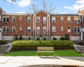 324 Palmer Terrace #2F