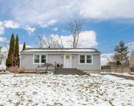 7 Rochambeau Avenue