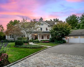 4 Crown Circle