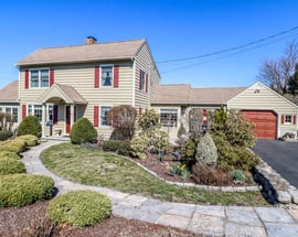 8 Lilac Lane