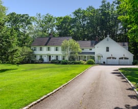 833 Hollow Tree Ridge Road