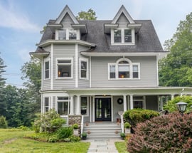 9 Lakeview Avenue