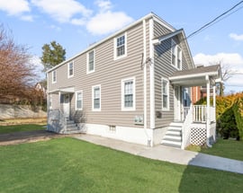 615 Hall Street
