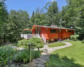 313 Woodmere Rd