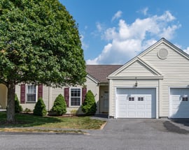 61 Elizabeth Circle