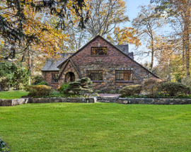 32 Woodland Drive