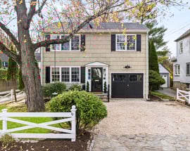 9 Oakwood Avenue