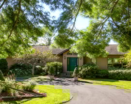 37 Kalliste Hill