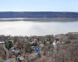 22 Pinecrest Parkway