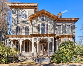 6 Eileen Drive